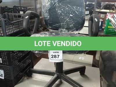 LOTE 287 -  01 CADEIRA GIRATÓRIA PARA ESCRITÓRIO. (NO ESTADO) ATENÇÃO! FAZER A VISITAÇÃO ANTES DE ARREMATAR, NÃO SABEMOS SE FUNCIONA. LEILÃO NÃO TEM GARANTIA E NEM DEVOLUÇÃO, SUJEITO A POSSÍVEIS AVARIAS VISÍVEIS/OCULTAS E/OU AUSÊNCIA DE COMPONENTES.