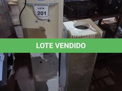 LOTE 201 - 02 BEBEDOUROS P/GARRAFÃO MARCAM IBBL. (NO ESTADO) ATENÇÃO! FAZER A VISITAÇÃO ANTES DE ARREMATAR, NÃO SABEMOS SE FUNCIONA. LEILÃO NÃO TEM GARANTIA E NEM DEVOLUÇÃO, SUJEITO A POSSÍVEIS AVARIAS VISÍVEIS/OCULTAS E/OU AUSÊNCIA DE COMPONENTES.