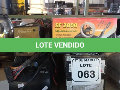 LOTE 063 - 05 ESTABILIZADORES MARCAS E MODELOS DIVERSOS, 07 FONTES PARA PC E 01 DISPENSADOR DE FITAS.  (NO ESTADO) ATENÇÃO! FAZER A VISITAÇÃO ANTES DE ARREMATAR, NÃO SABEMOS SE FUNCIONA. LEILÃO NÃO TEM GARANTIA E NEM DEVOLUÇÃO, SUJEITO A POSSÍVEIS AVARIAS VISÍVEIS/OCULTAS E/OU AUSÊNCIA DE COMPONENTES.