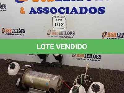 LOTE 012 - 01 MOTOR DE ESTEIRA 180W 220V, 04 CÂMERAS INTELBRAS VHD/010 E 02 LUMINÁRIAS DE JARDIM 220V. (NO ESTADO) ATENÇÃO! FAZER A VISITAÇÃO ANTES DE ARREMATAR, NÃO SABEMOS SE FUNCIONA. LEILÃO NÃO TEM GARANTIA E NEM DEVOLUÇÃO, SUJEITO A POSSÍVEIS AVARIAS VISÍVEIS/OCULTAS E/OU AUSÊNCIA DE COMPONENTES.