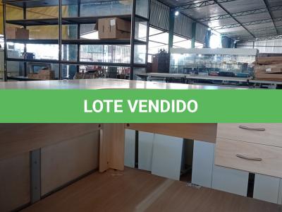 LOTE 454 - 01 MESA DE CANTO COM 02 GAVETAS EM MADEIRA PARA ESCRITÓRIO. (NO ESTADO) ATENÇÃO! FAZER A VISITAÇÃO ANTES DE ARREMATAR, NÃO SABEMOS SE FUNCIONA. LEILÃO NÃO TEM GARANTIA E NEM DEVOLUÇÃO, SUJEITO A POSSÍVEIS AVARIAS VISÍVEIS/OCULTAS E/OU AUSÊNCIA DE COMPONENTES.