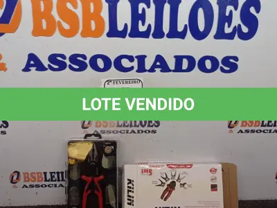 LOTE 100 - 01 ALICATE MULTIFUNCIONAL 5 EM 1. (NOVO) (NO ESTADO) ATENÇÃO! FAZER A VISITAÇÃO ANTES DE ARREMATAR, NÃO SABEMOS SE FUNCIONA. LEILÃO NÃO TEM GARANTIA E NEM DEVOLUÇÃO, SUJEITO A POSSÍVEIS AVARIAS VISÍVEIS/OCULTAS E/OU AUSÊNCIA DE COMPONENTES.