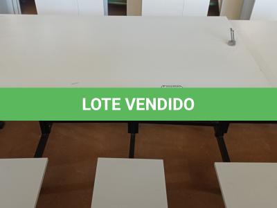 LOTE 448 - 01 MESA EM FERRO E MADEIRA PARA REFEITÓRIO 10 LUGARES. (NO ESTADO) ATENÇÃO! FAZER A VISITAÇÃO ANTES DE ARREMATAR, NÃO SABEMOS SE FUNCIONA. LEILÃO NÃO TEM GARANTIA E NEM DEVOLUÇÃO, SUJEITO A POSSÍVEIS AVARIAS VISÍVEIS/OCULTAS E/OU AUSÊNCIA DE COMPONENTES.