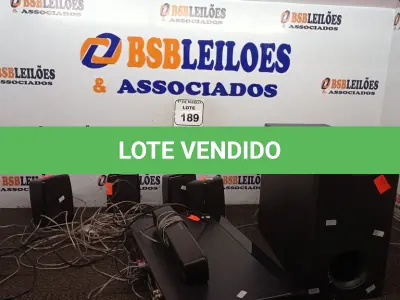 LOTE 189 - 01 HOME THEATER SAMSUNG COM CAIXAS. (NO ESTADO) ATENÇÃO! FAZER A VISITAÇÃO ANTES DE ARREMATAR, NÃO SABEMOS SE FUNCIONA. LEILÃO NÃO TEM GARANTIA E NEM DEVOLUÇÃO, SUJEITO A POSSÍVEIS AVARIAS VISÍVEIS/OCULTAS E/OU AUSÊNCIA DE COMPONENTES.
