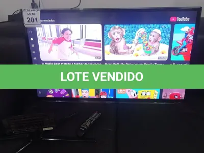 LOTE 201 - 01 TV LED SMART SAMSUNG 40” SERIE 6 FULL HD HDMI (FUNCIONANDO). (NO ESTADO) ATENÇÃO! FAZER A VISITAÇÃO ANTES DE ARREMATAR, NÃO SABEMOS SE FUNCIONA. LEILÃO NÃO TEM GARANTIA E NEM DEVOLUÇÃO, SUJEITO A POSSÍVEIS AVARIAS VISÍVEIS/OCULTAS E/OU AUSÊNCIA DE COMPONENTES.