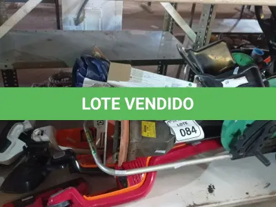 LOTE 084 - 03 ASPIRADORES DE PÓ INCOMPLETOS, 01 MÁQUINA ELÉTRICA DE CORTAR GRAMA COM AVARIAS, 01 CADEIRINHA INFANTIL, 01 ENROLADOR PARA MANGUEIRA (NO ESTADO) ATENÇÃO! FAZER A VISITAÇÃO ANTES DE ARREMATAR, NÃO SABEMOS SE FUNCIONA. LEILÃO NÃO TEM GARANTIA E NEM DEVOLUÇÃO, SUJEITO A POSSÍVEIS AVARIAS VISÍVEIS/OCULTAS E/OU AUSÊNCIA DE COMPONENTES.