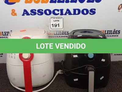 LOTE 191 - 01 AIR FRYER MONDIAL E 01 AIR FRYER WALITA.  (NO ESTADO) ATENÇÃO! FAZER A VISITAÇÃO ANTES DE ARREMATAR, NÃO SABEMOS SE FUNCIONA. LEILÃO NÃO TEM GARANTIA E NEM DEVOLUÇÃO, SUJEITO A POSSÍVEIS AVARIAS VISÍVEIS/OCULTAS E/OU AUSÊNCIA DE COMPONENTES.