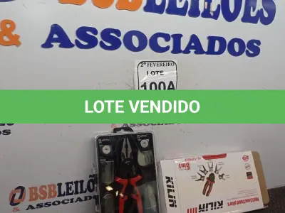 LOTE 100 - 01 ALICATE MULTIFUNCIONAL 5 EM 1. (NOVO) (NO ESTADO) ATENÇÃO! FAZER A VISITAÇÃO ANTES DE ARREMATAR, NÃO SABEMOS SE FUNCIONA. LEILÃO NÃO TEM GARANTIA E NEM DEVOLUÇÃO, SUJEITO A POSSÍVEIS AVARIAS VISÍVEIS/OCULTAS E/OU AUSÊNCIA DE COMPONENTES.