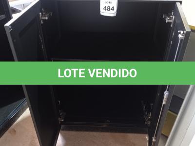 LOTE 484 -  01 ARMÁRIO EM AÇO COM 02 PORTAS. (NO ESTADO) ATENÇÃO! FAZER A VISITAÇÃO ANTES DE ARREMATAR, NÃO SABEMOS SE FUNCIONA. LEILÃO NÃO TEM GARANTIA E NEM DEVOLUÇÃO, SUJEITO A POSSÍVEIS AVARIAS VISÍVEIS/OCULTAS E/OU AUSÊNCIA DE COMPONENTES.