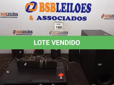 LOTE 189 - 01 HOME THEATER SAMSUNG COM CAIXAS. (NO ESTADO) ATENÇÃO! FAZER A VISITAÇÃO ANTES DE ARREMATAR, NÃO SABEMOS SE FUNCIONA. LEILÃO NÃO TEM GARANTIA E NEM DEVOLUÇÃO, SUJEITO A POSSÍVEIS AVARIAS VISÍVEIS/OCULTAS E/OU AUSÊNCIA DE COMPONENTES.