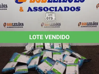 LOTE 073 - 01 LOTE COM APROXIMADAMENTE 20 INTERRUPTORES. (NOVO) (NO ESTADO) ATENÇÃO! FAZER A VISITAÇÃO ANTES DE ARREMATAR, NÃO SABEMOS SE FUNCIONA. LEILÃO NÃO TEM GARANTIA E NEM DEVOLUÇÃO, SUJEITO A POSSÍVEIS AVARIAS VISÍVEIS/OCULTAS E/OU AUSÊNCIA DE COMPONENTES.