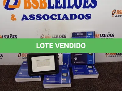 LOTE 182 - 05 REFLETORES DE LED 100W.(NOVO) (NO ESTADO) ATENÇÃO! FAZER A VISITAÇÃO ANTES DE ARREMATAR, NÃO SABEMOS SE FUNCIONA. LEILÃO NÃO TEM GARANTIA E NEM DEVOLUÇÃO, SUJEITO A POSSÍVEIS AVARIAS VISÍVEIS/OCULTAS E/OU AUSÊNCIA DE COMPONENTES.