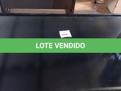 LOTE 486 - 01 MONITOR  70” PARA RETIRADA DE PEÇAS. (NO ESTADO) ATENÇÃO! FAZER A VISITAÇÃO ANTES DE ARREMATAR, NÃO SABEMOS SE FUNCIONA. LEILÃO NÃO TEM GARANTIA E NEM DEVOLUÇÃO, SUJEITO A POSSÍVEIS AVARIAS VISÍVEIS/OCULTAS E/OU AUSÊNCIA DE COMPONENTES.