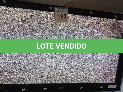 LOTE 195 - 01 TV 42 “MARCA LG COM PE. (NO ESTADO) ATENÇÃO! FAZER A VISITAÇÃO ANTES DE ARREMATAR, NÃO SABEMOS SE FUNCIONA. LEILÃO NÃO TEM GARANTIA E NEM DEVOLUÇÃO, SUJEITO A POSSÍVEIS AVARIAS VISÍVEIS/OCULTAS E/OU AUSÊNCIA DE COMPONENTES.