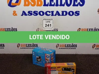 LOTE 241 - 01 COMPRESSOR PORTÁTIL 12 VOLTS (NOVO) E 01NIVEL A LASER (NOVO). (NO ESTADO) ATENÇÃO! FAZER A VISITAÇÃO ANTES DE ARREMATAR, NÃO SABEMOS SE FUNCIONA. LEILÃO NÃO TEM GARANTIA E NEM DEVOLUÇÃO, SUJEITO A POSSÍVEIS AVARIAS VISÍVEIS/OCULTAS E/OU AUSÊNCIA DE COMPONENTES.