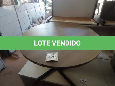LOTE 479 - 01 MESA EM MADEIRA REDONDA COM BASE EM FERRO. (NO ESTADO) ATENÇÃO! FAZER A VISITAÇÃO ANTES DE ARREMATAR, NÃO SABEMOS SE FUNCIONA. LEILÃO NÃO TEM GARANTIA E NEM DEVOLUÇÃO, SUJEITO A POSSÍVEIS AVARIAS VISÍVEIS/OCULTAS E/OU AUSÊNCIA DE COMPONENTES.