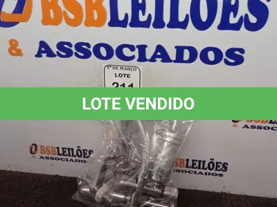 LOTE 211 - 01 TORNEIRA COM FILTRO PARA COZINHA, 01 TORNEIRA PARA LAVATÓRIO E 01 SIFÃO EM METAL. (NO ESTADO) ATENÇÃO! FAZER A VISITAÇÃO ANTES DE ARREMATAR, NÃO SABEMOS SE FUNCIONA. LEILÃO NÃO TEM GARANTIA E NEM DEVOLUÇÃO, SUJEITO A POSSÍVEIS AVARIAS VISÍVEIS/OCULTAS E/OU AUSÊNCIA DE COMPONENTES.