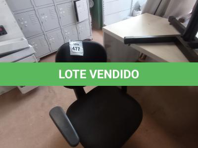 LOTE 477 - 01 CADEIRA GIRATÓRIA PARA ESCRITÓRIO. (NO ESTADO) ATENÇÃO! FAZER A VISITAÇÃO ANTES DE ARREMATAR, NÃO SABEMOS SE FUNCIONA. LEILÃO NÃO TEM GARANTIA E NEM DEVOLUÇÃO, SUJEITO A POSSÍVEIS AVARIAS VISÍVEIS/OCULTAS E/OU AUSÊNCIA DE COMPONENTES.