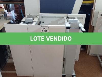 LOTE 462 - 02 MESAS COM REGULAGEM DE ALTURA MANUAL E 3 LATERAIS EM MADEIRA PRA BAIA. (NO ESTADO) ATENÇÃO! FAZER A VISITAÇÃO ANTES DE ARREMATAR, NÃO SABEMOS SE FUNCIONA. LEILÃO NÃO TEM GARANTIA E NEM DEVOLUÇÃO, SUJEITO A POSSÍVEIS AVARIAS VISÍVEIS/OCULTAS E/OU AUSÊNCIA DE COMPONENTES.
