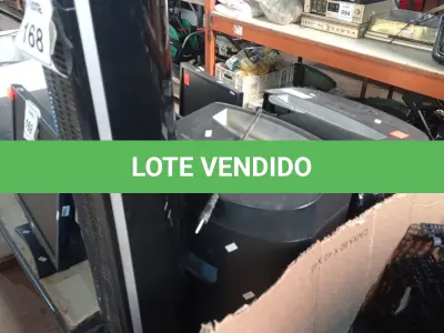 LOTE 168 - 02 FRAGMENTADORAS DE PAPEL MARCA ROYAL E 01 VENTILADOR MARCA ARNO. (NO ESTADO) ATENÇÃO! FAZER A VISITAÇÃO ANTES DE ARREMATAR, NÃO SABEMOS SE FUNCIONA. LEILÃO NÃO TEM GARANTIA E NEM DEVOLUÇÃO, SUJEITO A POSSÍVEIS AVARIAS VISÍVEIS/OCULTAS E/OU AUSÊNCIA DE COMPONENTES.