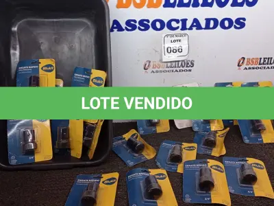 LOTE 086 - 01 LOTE COM VÁRIOS ENGATES RÁPIDO PARA MANGUEIRA. (NOVO) (NO ESTADO) ATENÇÃO! FAZER A VISITAÇÃO ANTES DE ARREMATAR, NÃO SABEMOS SE FUNCIONA. LEILÃO NÃO TEM GARANTIA E NEM DEVOLUÇÃO, SUJEITO A POSSÍVEIS AVARIAS VISÍVEIS/OCULTAS E/OU AUSÊNCIA DE COMPONENTES.