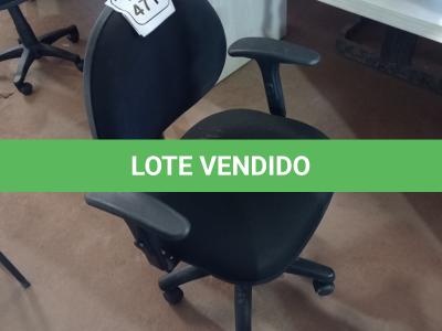 LOTE 471 - 01 CADEIRA GIRATÓRIA PARA ESCRITÓRIO. (NO ESTADO) ATENÇÃO! FAZER A VISITAÇÃO ANTES DE ARREMATAR, NÃO SABEMOS SE FUNCIONA. LEILÃO NÃO TEM GARANTIA E NEM DEVOLUÇÃO, SUJEITO A POSSÍVEIS AVARIAS VISÍVEIS/OCULTAS E/OU AUSÊNCIA DE COMPONENTES.
