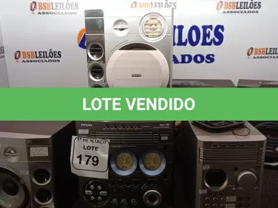 LOTE 179 - 02 APARELHOS DE SOM COMPLETOS MARCA PHILCO. (NO ESTADO) ATENÇÃO! FAZER A VISITAÇÃO ANTES DE ARREMATAR, NÃO SABEMOS SE FUNCIONA. LEILÃO NÃO TEM GARANTIA E NEM DEVOLUÇÃO, SUJEITO A POSSÍVEIS AVARIAS VISÍVEIS/OCULTAS E/OU AUSÊNCIA DE COMPONENTES.