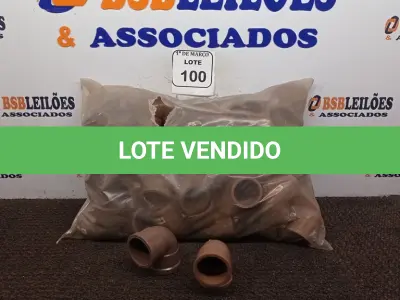 LOTE 100 - 01 LOTE COM DIVERSOS JOELHOS DE 50 MARCAS DIVERSAS. (NOVO) (NO ESTADO) ATENÇÃO! FAZER A VISITAÇÃO ANTES DE ARREMATAR, NÃO SABEMOS SE FUNCIONA. LEILÃO NÃO TEM GARANTIA E NEM DEVOLUÇÃO, SUJEITO A POSSÍVEIS AVARIAS VISÍVEIS/OCULTAS E/OU AUSÊNCIA DE COMPONENTES.