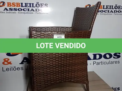 LOTE 004 - 01 GARDEN EASY. (POLTRONA DE JARDIM) (NO ESTADO EM QUE SE ENCONTRA. SUJEITO A AVARIAS OCULTAS/VISÍVEIS.) BH1547D