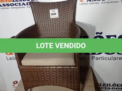 LOTE 006 - 01 GARDEN EASY. (POLTRONA DE JARDIM) (NO ESTADO EM QUE SE ENCONTRA. SUJEITO A AVARIAS OCULTAS/VISÍVEIS.) BH1547B