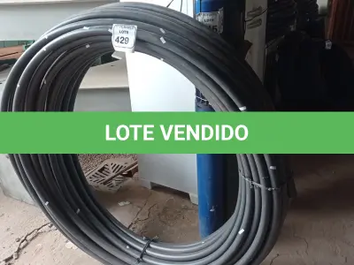 LOTE 429 - 01 ROLO DE MANGUEIRA. (NO ESTADO) ATENÇÃO! FAZER A VISITAÇÃO ANTES DE ARREMATAR, NÃO SABEMOS SE FUNCIONA. LEILÃO NÃO TEM GARANTIA E NEM DEVOLUÇÃO, SUJEITO A POSSÍVEIS AVARIAS VISÍVEIS/OCULTAS E/OU AUSÊNCIA DE COMPONENTES.