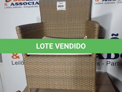 LOTE 003 - 01 GARDEN EASY. (POLTRONA DE JARDIM) (NO ESTADO EM QUE SE ENCONTRA. SUJEITO A AVARIAS OCULTAS/VISÍVEIS.) BH1541J