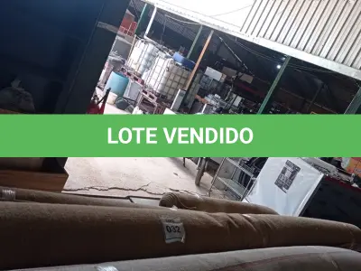LOTE 032 - 01 RUG (TAPETE). (NO ESTADO EM QUE SE ENCONTRA. SUJEITO A AVARIAS OCULTAS/VISÍVEIS.) AU2176D