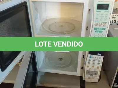 LOTE 314 - 02 MICRO-ONDAS CONSUL E ELECTROLUX COM PRATO. (NO ESTADO) ATENÇÃO! FAZER A VISITAÇÃO ANTES DE ARREMATAR, NÃO SABEMOS SE FUNCIONA. LEILÃO NÃO TEM GARANTIA E NEM DEVOLUÇÃO, SUJEITO A POSSÍVEIS AVARIAS VISÍVEIS/OCULTAS E/OU AUSÊNCIA DE COMPONENTES.