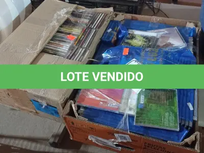 LOTE 259 - 01 LOTE COM CD’S DIVERSOS. (NO ESTADO) ATENÇÃO! FAZER A VISITAÇÃO ANTES DE ARREMATAR, NÃO SABEMOS SE FUNCIONA. LEILÃO NÃO TEM GARANTIA E NEM DEVOLUÇÃO, SUJEITO A POSSÍVEIS AVARIAS VISÍVEIS/OCULTAS E/OU AUSÊNCIA DE COMPONENTES.