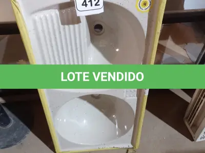 LOTE 412 - 01 TANQUE DE FIBRA MEDINDO 100MX0,51CM.  (NO ESTADO) ATENÇÃO! FAZER A VISITAÇÃO ANTES DE ARREMATAR, NÃO SABEMOS SE FUNCIONA. LEILÃO NÃO TEM GARANTIA E NEM DEVOLUÇÃO, SUJEITO A POSSÍVEIS AVARIAS VISÍVEIS/OCULTAS E/OU AUSÊNCIA DE COMPONENTES.