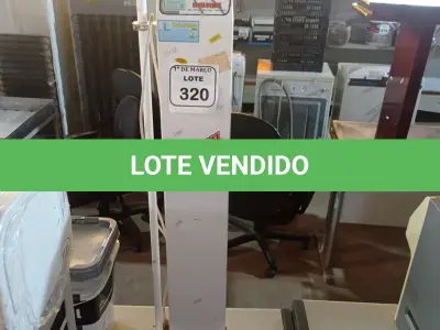 LOTE 320 - 01 BALANÇA BALMAK 200KG 220 VOLTS. (NO ESTADO) ATENÇÃO! FAZER A VISITAÇÃO ANTES DE ARREMATAR, NÃO SABEMOS SE FUNCIONA. LEILÃO NÃO TEM GARANTIA E NEM DEVOLUÇÃO, SUJEITO A POSSÍVEIS AVARIAS VISÍVEIS/OCULTAS E/OU AUSÊNCIA DE COMPONENTES.