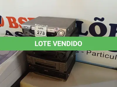 LOTE 273 - 05 APARELHOS DE VHS MODELOS DIVERSOS. (NO ESTADO) ATENÇÃO! FAZER A VISITAÇÃO ANTES DE ARREMATAR, NÃO SABEMOS SE FUNCIONA. LEILÃO NÃO TEM GARANTIA E NEM DEVOLUÇÃO, SUJEITO A POSSÍVEIS AVARIAS VISÍVEIS/OCULTAS E/OU AUSÊNCIA DE COMPONENTES.