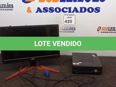 LOTE 420 - 01 MINI CPU ELGIN E 01 MONITOR AOC. (NO ESTADO) ATENÇÃO! FAZER A VISITAÇÃO ANTES DE ARREMATAR, NÃO SABEMOS SE FUNCIONA. LEILÃO NÃO TEM GARANTIA E NEM DEVOLUÇÃO, SUJEITO A POSSÍVEIS AVARIAS VISÍVEIS/OCULTAS E/OU AUSÊNCIA DE COMPONENTES.