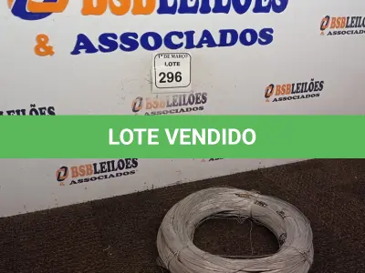 LOTE 296 - 10KG DE ARAME GALVANIZADOS. (NO ESTADO) ATENÇÃO! FAZER A VISITAÇÃO ANTES DE ARREMATAR, NÃO SABEMOS SE FUNCIONA. LEILÃO NÃO TEM GARANTIA E NEM DEVOLUÇÃO, SUJEITO A POSSÍVEIS AVARIAS VISÍVEIS/OCULTAS E/OU AUSÊNCIA DE COMPONENTES.
