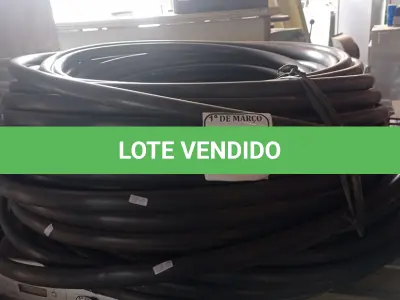 LOTE 431 - 02 ROLOS DE MANGUEIRA. (NO ESTADO) ATENÇÃO! FAZER A VISITAÇÃO ANTES DE ARREMATAR, NÃO SABEMOS SE FUNCIONA. LEILÃO NÃO TEM GARANTIA E NEM DEVOLUÇÃO, SUJEITO A POSSÍVEIS AVARIAS VISÍVEIS/OCULTAS E/OU AUSÊNCIA DE COMPONENTES.