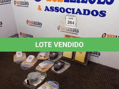 LOTE 364 - 01 LOTE COM SENSORES DE PRESENÇA. (NO ESTADO) ATENÇÃO! FAZER A VISITAÇÃO ANTES DE ARREMATAR, NÃO SABEMOS SE FUNCIONA. LEILÃO NÃO TEM GARANTIA E NEM DEVOLUÇÃO, SUJEITO A POSSÍVEIS AVARIAS VISÍVEIS/OCULTAS E/OU AUSÊNCIA DE COMPONENTES.