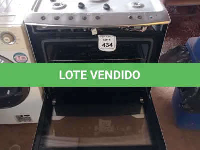 LOTE 434 - 01 FOGÃO ELECTROLUX 5 BOCAS COM AVARIAS. (NO ESTADO) ATENÇÃO! FAZER A VISITAÇÃO ANTES DE ARREMATAR, NÃO SABEMOS SE FUNCIONA. LEILÃO NÃO TEM GARANTIA E NEM DEVOLUÇÃO, SUJEITO A POSSÍVEIS AVARIAS VISÍVEIS/OCULTAS E/OU AUSÊNCIA DE COMPONENTES.