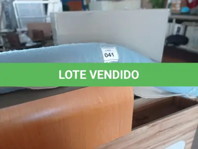 LOTE 041 - 01 RUG (TAPETE). (NO ESTADO EM QUE SE ENCONTRA. SUJEITO A AVARIAS OCULTAS/VISÍVEIS.) AV9805U