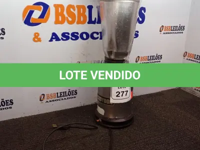 LOTE 277 - 01 LIQUIDIFICADOR INDUSTRIAL MARCA CROYDON BIVOLT. (NO ESTADO) ATENÇÃO! FAZER A VISITAÇÃO ANTES DE ARREMATAR, NÃO SABEMOS SE FUNCIONA. LEILÃO NÃO TEM GARANTIA E NEM DEVOLUÇÃO, SUJEITO A POSSÍVEIS AVARIAS VISÍVEIS/OCULTAS E/OU AUSÊNCIA DE COMPONENTES.