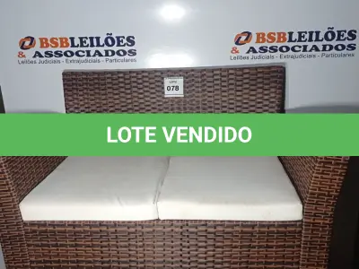 LOTE 078 - 01 GARDEN SOFA (SOFÁ DE JARDIM) (NO ESTADO EM QUE SE ENCONTRA. SUJEITO A AVARIAS OCULTAS/VISÍVEIS.) BH1669N