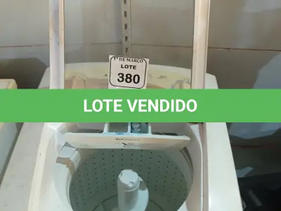 LOTE 380 - 01 MÁQUINA DE LAVAR ROUPAS ELECTROLUX 6KG 220 VOLTS. (NO ESTADO) ATENÇÃO! FAZER A VISITAÇÃO ANTES DE ARREMATAR, NÃO SABEMOS SE FUNCIONA. LEILÃO NÃO TEM GARANTIA E NEM DEVOLUÇÃO, SUJEITO A POSSÍVEIS AVARIAS VISÍVEIS/OCULTAS E/OU AUSÊNCIA DE COMPONENTES.