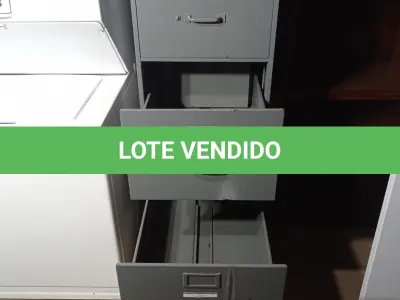 LOTE 019 - 01 ARQUIVO DE AÇO 04 GAVETAS 00928. (NO ESTADO EM QUE SE ENCONTRA. SUJEITO A AVARIAS OCULTAS/VISÍVEIS.)
