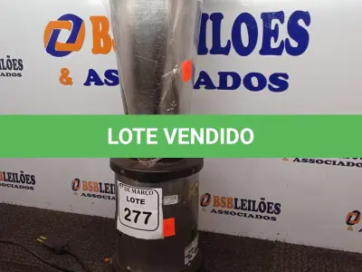 LOTE 277 - 01 LIQUIDIFICADOR INDUSTRIAL MARCA CROYDON BIVOLT. (NO ESTADO) ATENÇÃO! FAZER A VISITAÇÃO ANTES DE ARREMATAR, NÃO SABEMOS SE FUNCIONA. LEILÃO NÃO TEM GARANTIA E NEM DEVOLUÇÃO, SUJEITO A POSSÍVEIS AVARIAS VISÍVEIS/OCULTAS E/OU AUSÊNCIA DE COMPONENTES.