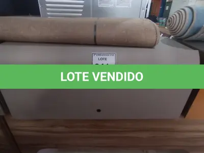 LOTE 044 - 01 ARMÁRIO SUSPENSO EM AÇO. (NO ESTADO EM QUE SE ENCONTRA. SUJEITO A AVARIAS OCULTAS/VISÍVEIS.)